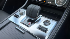 Jaguar F-Pace 2.0 D200 R-Dynamic HSE Black 5dr Auto AWD Diesel Estate